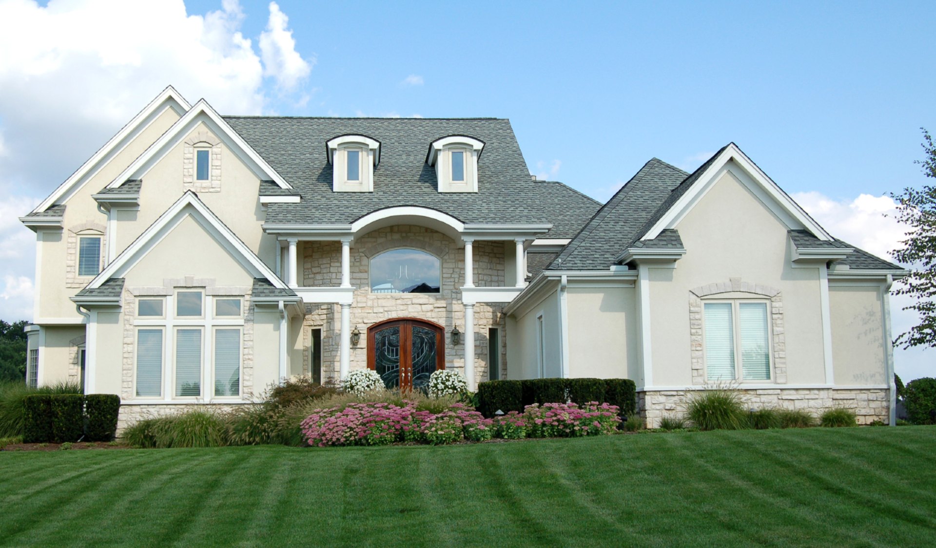 Does Elastomeric Paint Need Primer?