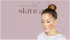 Frau mit Dutt und Waben-Grafik neben dem Logo Christina Geiger Skinca auf violettem Hintergrund.