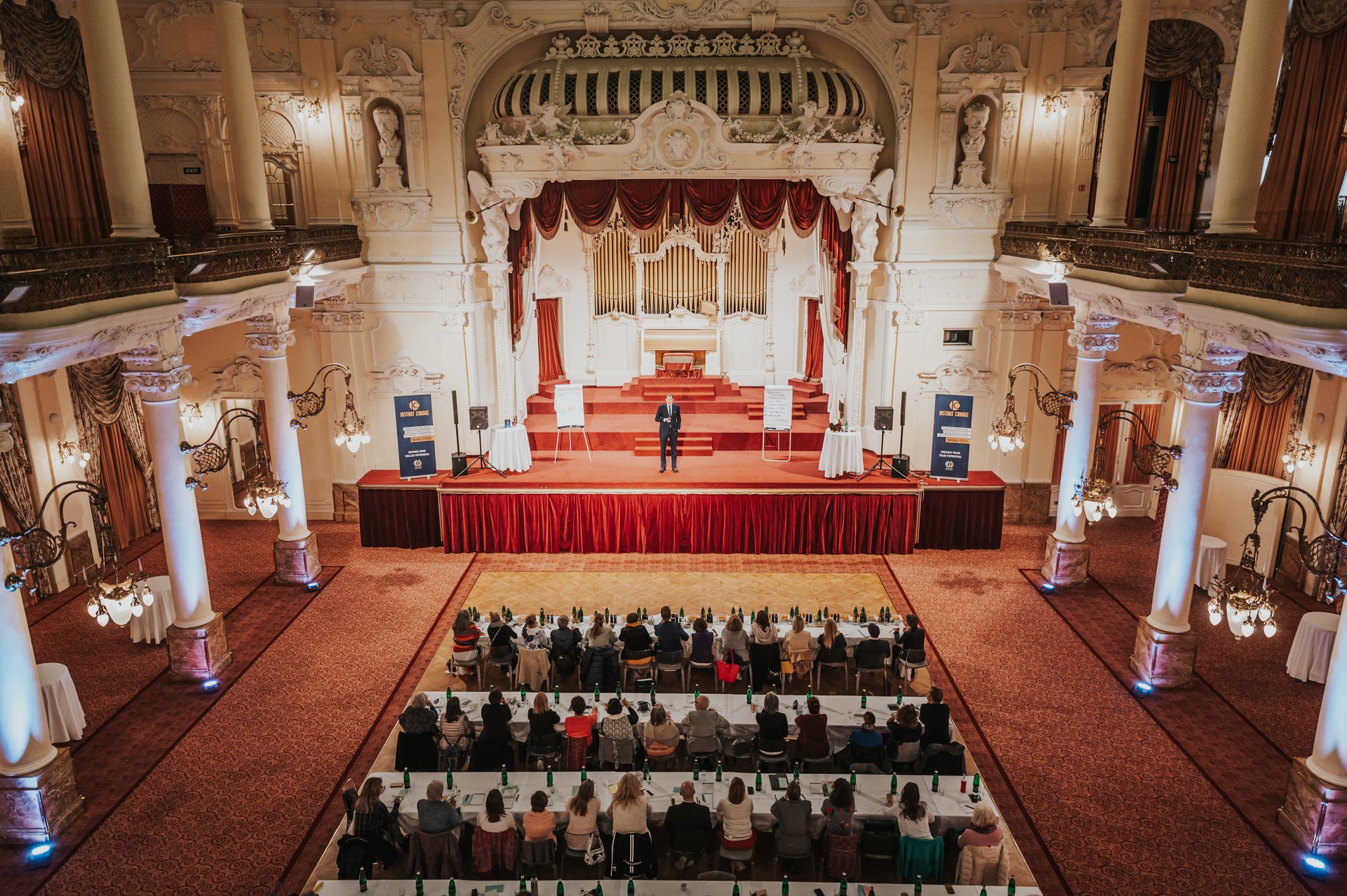 Saal im Grandhotel Pupp