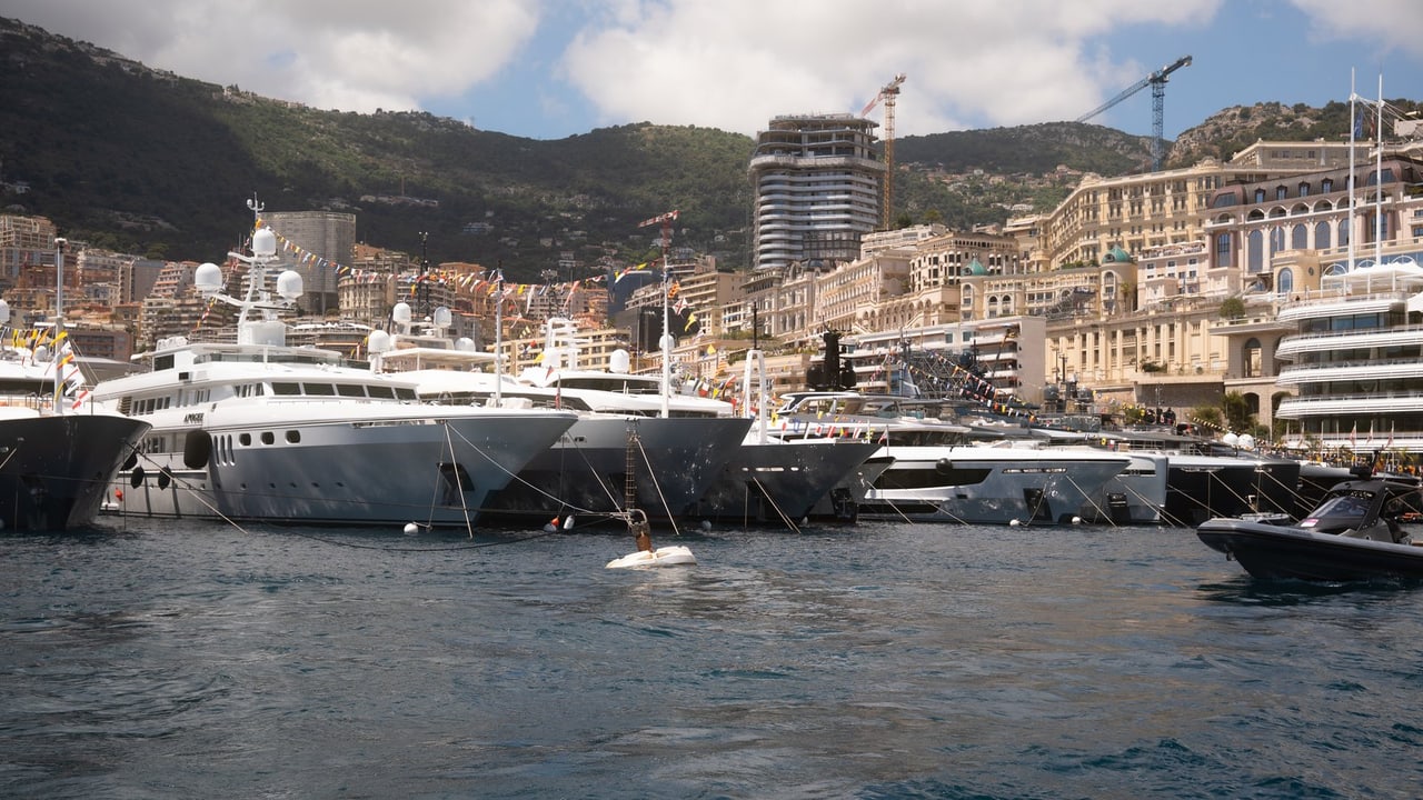 Yachthafen von Monaco beim Dreh für Charity Champaign