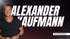 Mann mit Headset lächelt, daneben die Schriftzüge „FEEDBACK“ und „ALEXANDER KAUFMANN“.