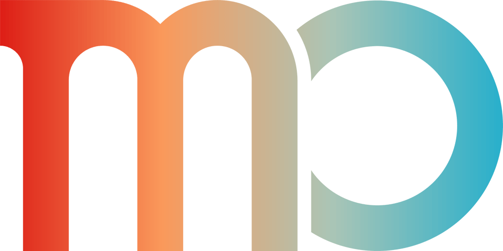 Farbverlauf-Logo mit den Buchstaben "m" in Rot-Orange und "D" in Türkis.