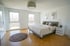 Schlafzimmer mit Parkett, Beispielfoto