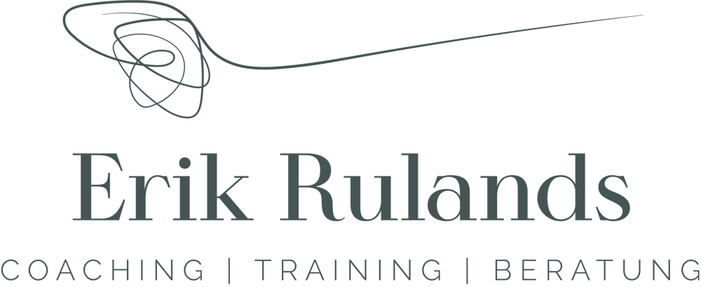 Erik Rulands Coaching Logo mit stilisiertem Gesicht und Schriftzug.
