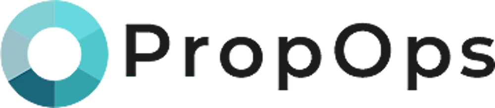 Das PropOps-Logo zeigt einen türkisfarbenen Kreis mit segmentierter Füllung und den schwarzen Buchstaben "PropOps".