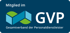 Logo GVP, Gesamtverband der Personaldienstleister, mit Schriftzug "Mitglied im" und grünen, blauen Formen.