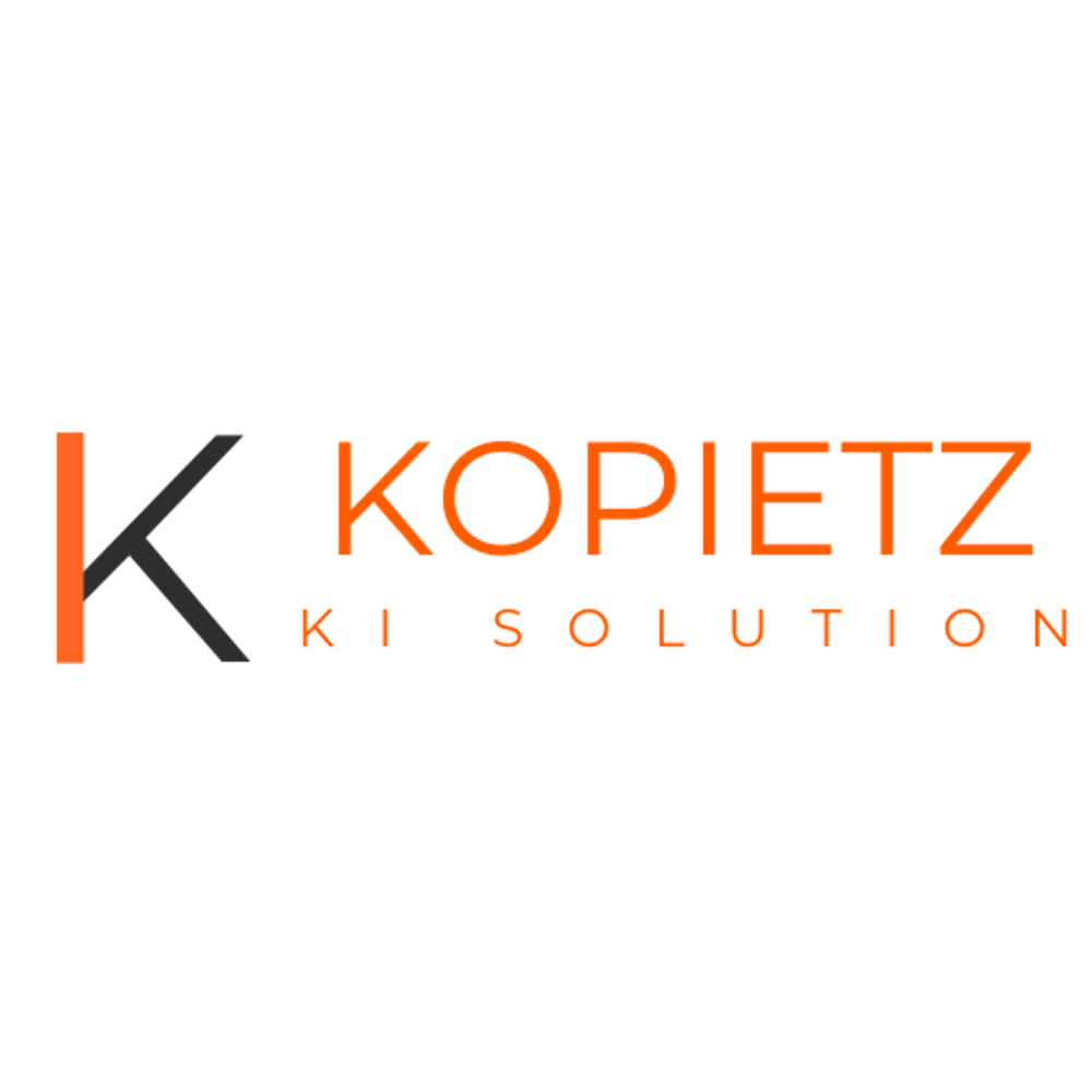 Logo von Kopietz KI Solution mit einem stilisierten Buchstaben K in Orange und Grau auf schwarzem Hintergrund.
