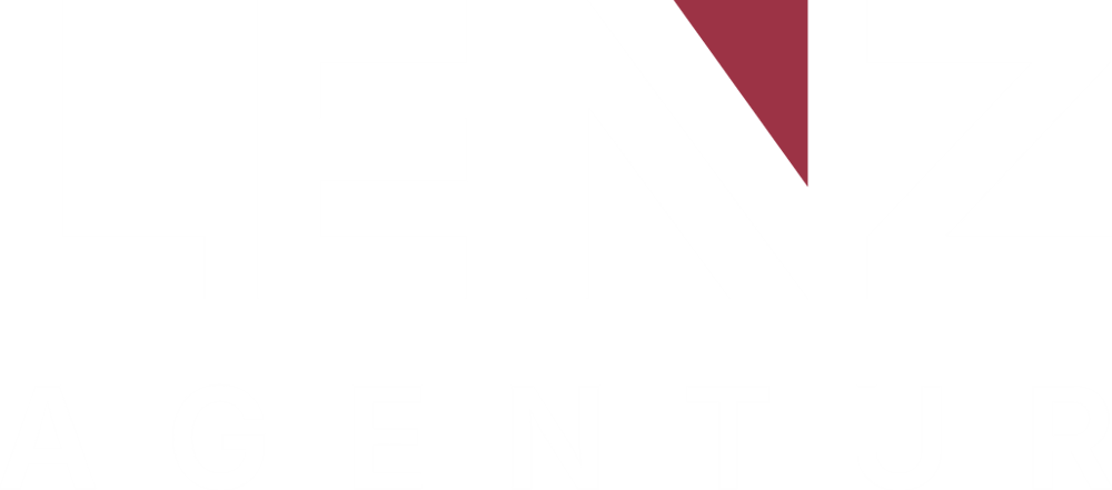 Logo der Lenz Agentur mit schwarzer Schrift auf dunkelgrünem Hintergrund.