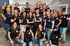 Gruppenfoto der Camp-Community mit Stiften in der Hand beim Live-Treffen