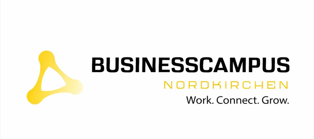 BUSINESS CAMPUS NORDKIRCHEN Logo: Gelbes, verbundenes Dreieck links, Text "Work. Connect. Grow."
