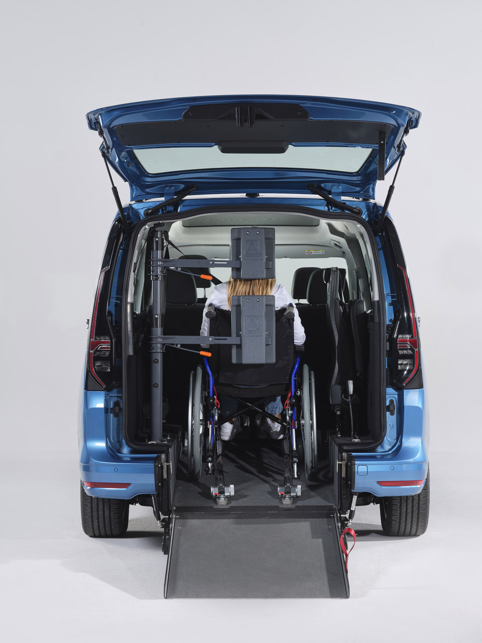 Caddy Maxi mit Heckausschnitt – Bild 9