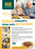 Ein Seniorenpaar beim Essen mit dem Slogan „Daheim schmeckt’s immer noch am besten“ der Metzgerei Raab.