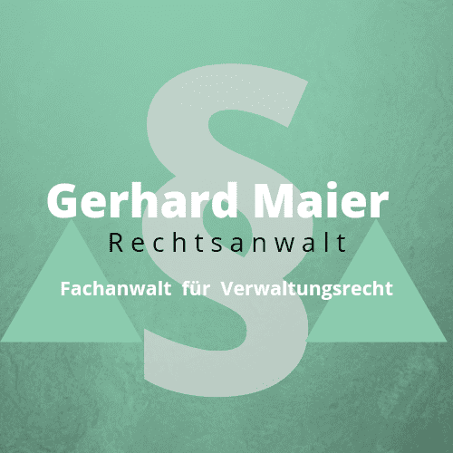 Kanzleilogo von Gerhard Maier Rechtsanwalt Fachanwalt für Verwaltungsrecht, Namenszug mit links und rechts je am Ende einer Waagschale in Anlehnung an das Symbol für Justitia
