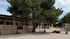 Mobilheim Villa Tequila mit Holzveranda und Kiefern im Camp Plava Laguna in Drage Kroatien.