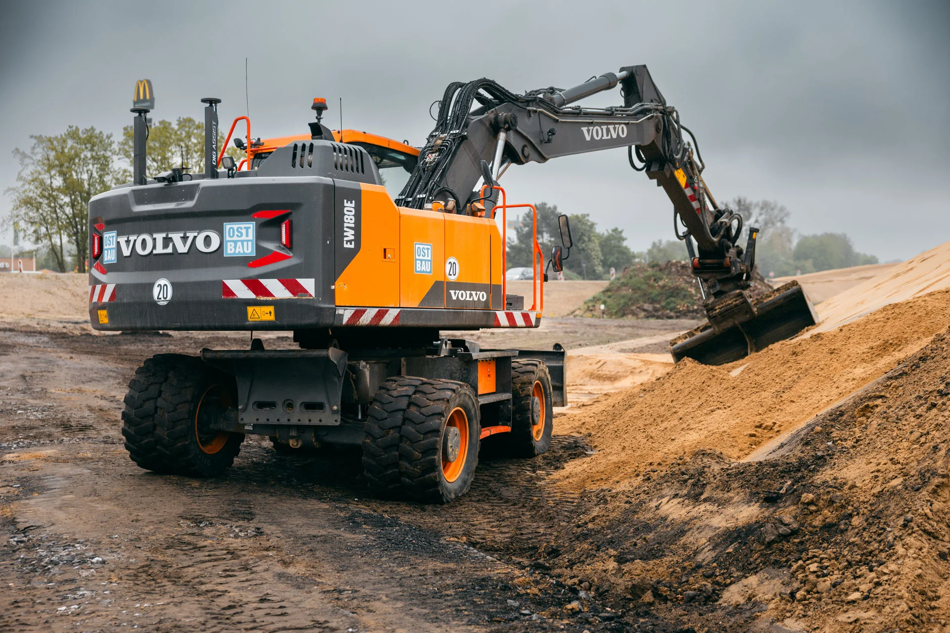Bagger auf der Baustelle