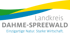 Logo des Landkreises Dahme-Spreewald mit grünen, blauen und gelben Wellenlinien und dem Slogan "Einzigartige Natur. Starke Wirtschaft."
