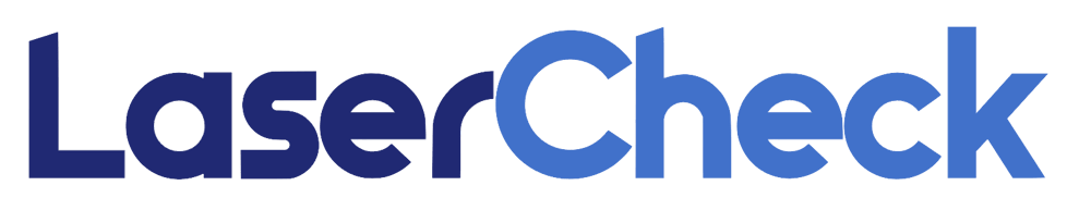 Das Logo von LaserCheck mit dunkelblauem "Laser" und blauem "Check" auf grünem Hintergrund.