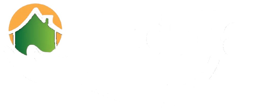 Logo der Firma Kadrija mit grünem Haus-Icon in einer Hand und buntem Buchstaben K vor schwarzem Hintergrund.