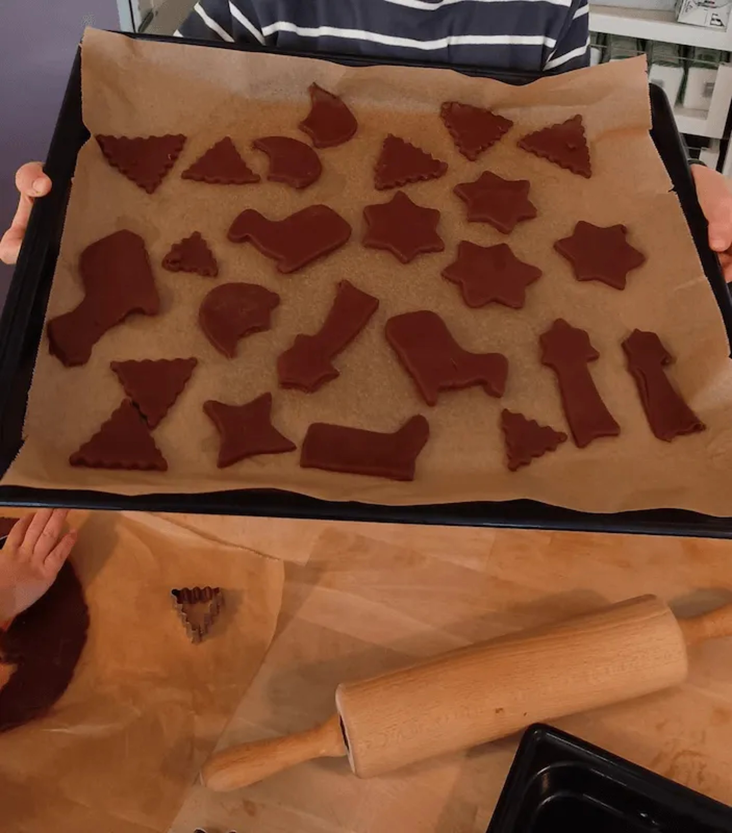 Frisch gebackene Weihnachtsguétzli in der Kita