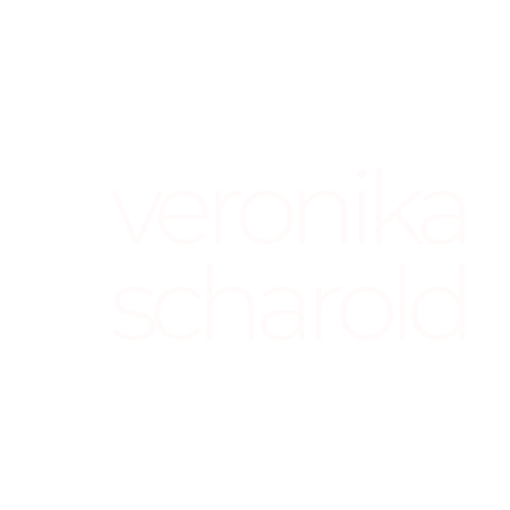 Weißer DNA-Strang und Text "veronika scharold" auf grünem Hintergrund.