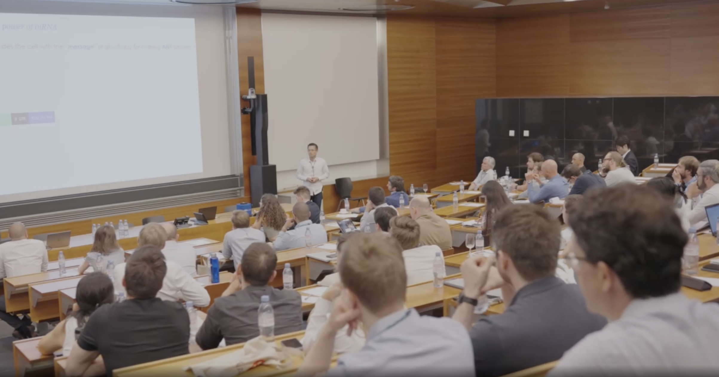 Regelmäßig stattfindende Abendveranstaltung einer Universität