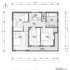 Grundriss eines Hauses mit Zimmern wie "Eltern", "Kind 1", "Kind 2", "Gäste", "Diele", "Bad" und "Balkon".