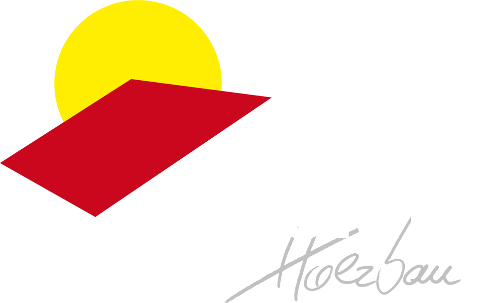Logo von Baumer HolzBau mit rotem Dach, gelber Sonne und weißem Text.