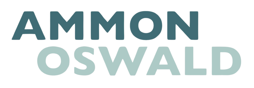 Schriftzug "AMMON OSWALD" in Dunkelblau und Hellblau auf weißem Hintergrund.