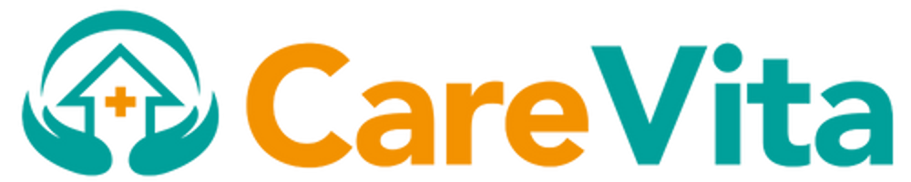 CareVita Logo: Hände umrahmen ein Haus mit einem orangefarbenen Kreuz, gefolgt von orangefarbenem "Care" und türkisem "Vita".
