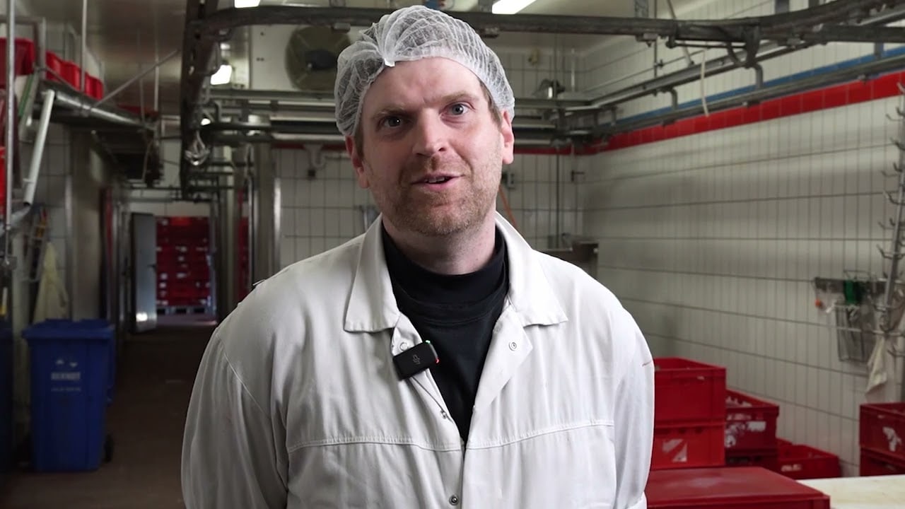 Björn, Abteilungsleiter in der Metzgerei Böhmfelder