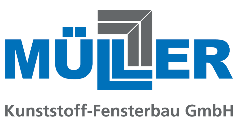 Müller Kunststoff-Fensterbau GmbH Logo mit blauen und grauen Buchstaben.
