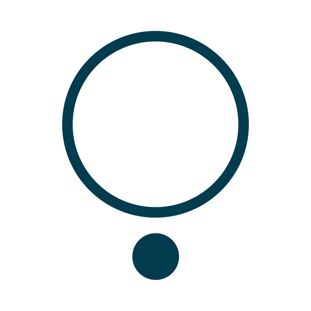 Blauer Umriss einer Katzenmaske und drei runde Ausrufezeichen auf grünem Hintergrund.