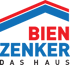 Bien Zenker Das Haus Logo: rotes und blaues Dach über rotem "BIEN" und blauem "ZENKER", darunter "DAS HAUS".