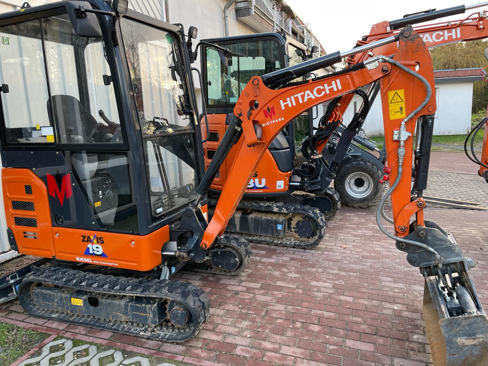 Bagger mieten Potsdam – Einsatz auf einer Baustelle