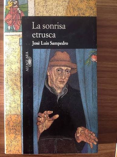 La sonrisa etrusca