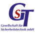 GST Logo der Gesellschaft für Sicherheitstechnik mbH mit blauen Buchstaben G und T sowie einem roten S auf schwarzem Grund.