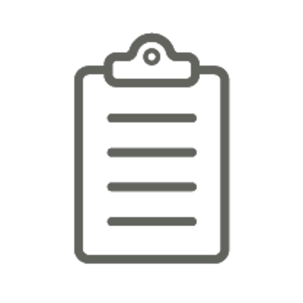 Zwei Personen sitzen sich an einem Tisch gegenüber, mit Sprechblasen über ihren Köpfen.