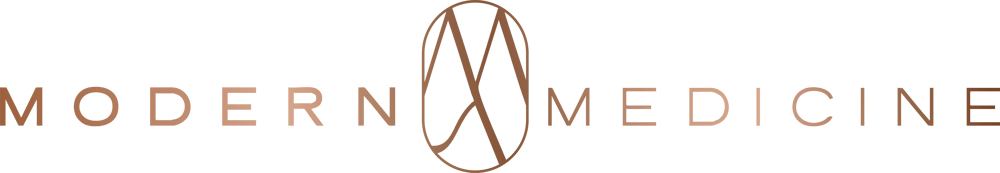Modern Medicine Logo mit einem stilisierten Blattmuster in einem Oval zwischen den Wörtern "Modern" und "Medicine".