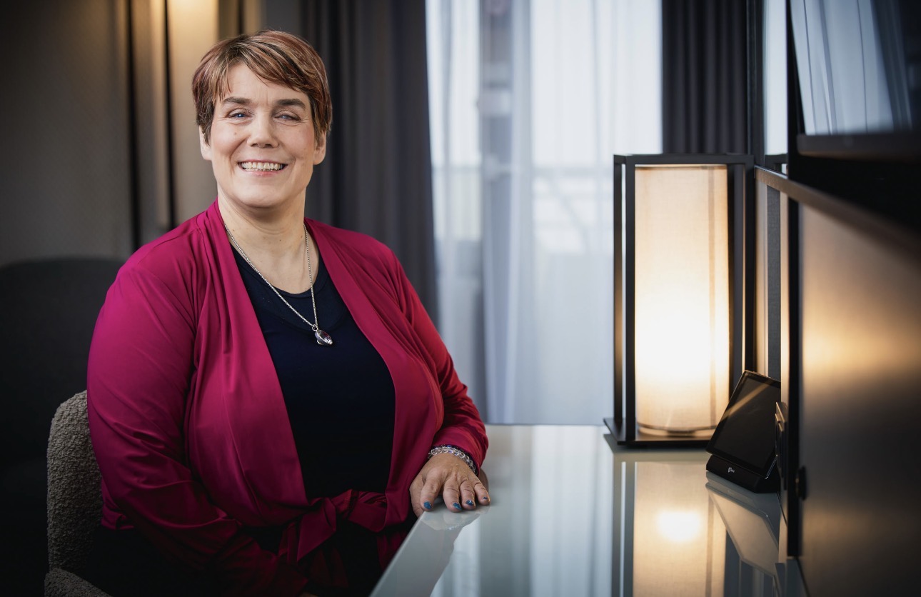 Portraitfoto der Referentin von Herzoffenheit