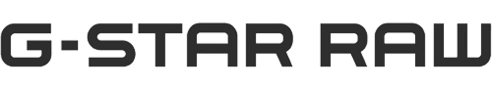 Schwarzes G-STAR RAW-Logo auf dunklem grünem Hintergrund.