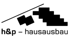 h&p – hausausbau Logo: stilisierte schwarze Dachlinie über zwei Würfeln und gestufter Form.
