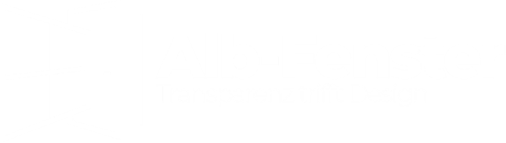 Weißes Logo mit einem Fenster und dem Text "Alb-Fenster, Transparenz trifft Design" auf grünem Hintergrund.