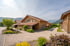 Ferienanlage Hahnenkamm in Höfen bei Reutte – Chalets mit Parkplatz und Aussicht auf die Tiroler Bergwelt