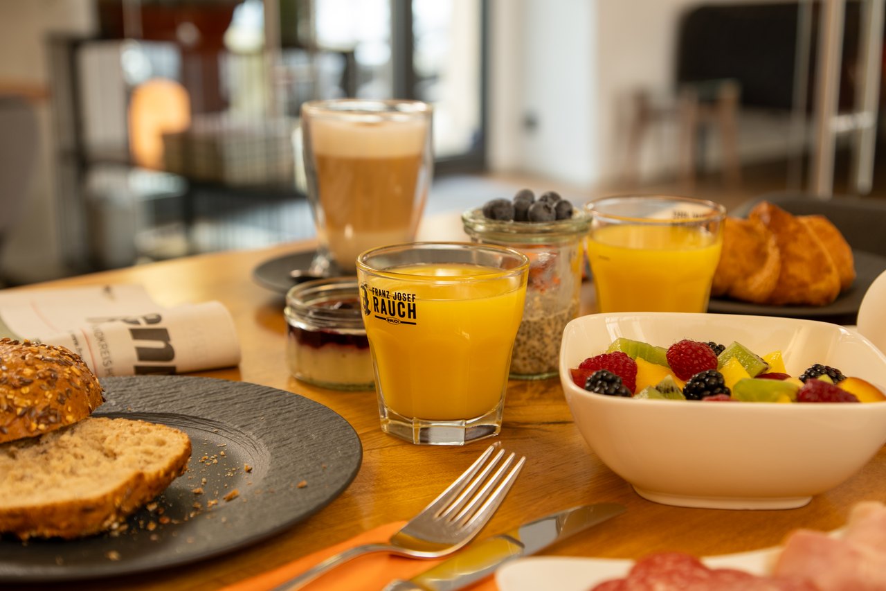DAS LEGENDÄRE HOTEL Maxplatz FRÜHSTÜCK