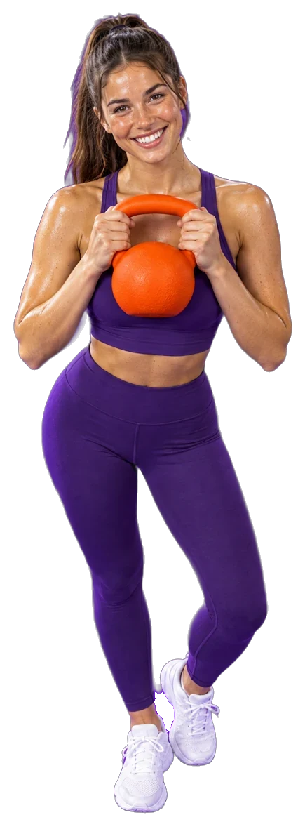 Lächelnde Frau mit Kettlebell