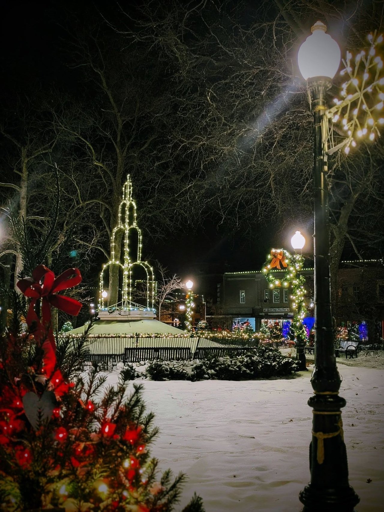 Downtown Washington holiday lights at night