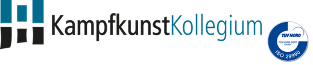 Logo "KampfkunstKollegium" mit blauen und schwarzen Rechtecken sowie einem TÜV NORD ISO 29990 Siegel.