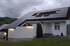 Einfamilienhaus mit vollflächiger Photovoltaikanlage von EcoSol Swiss