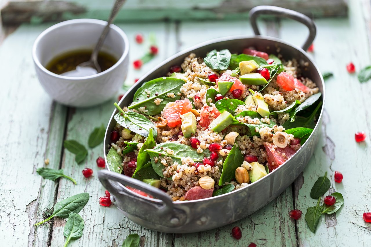 Quinoa-Salat mit Granatapfel