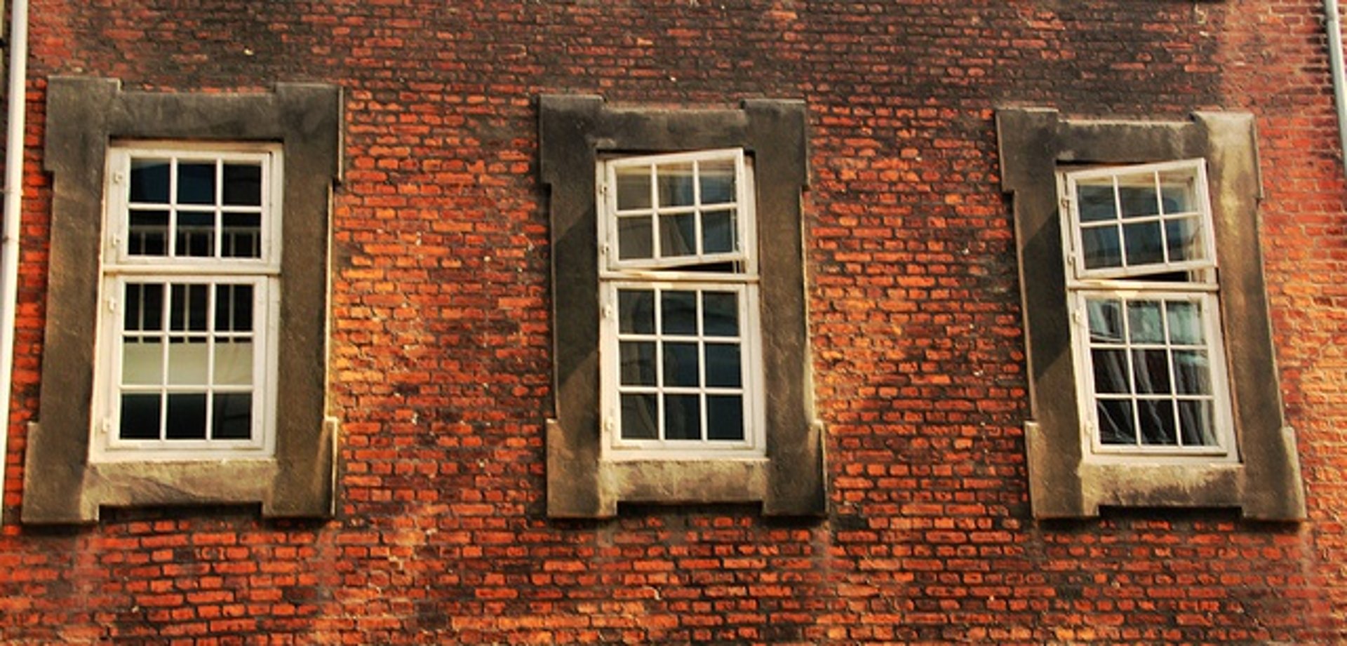 Think You Need New Windows? Here’s How to Tell